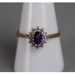 Gold amethyst & diamond set ring - Approx size: S