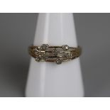 Gold diamond set ring - Approx size: Q