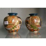 Pair of Satsuma vases - Approx height: 15cm