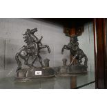 Pair of statues - Man rearing horse - Approx height: 34cm