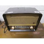 Ekco Bakelite valve radio - working