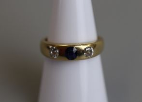 Victorian 18ct gold sapphire & diamond ring - Size N