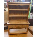 Small oak apprentice dresser