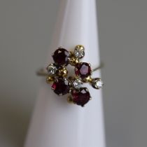18ct gold ruby & diamond set ring - Size L
