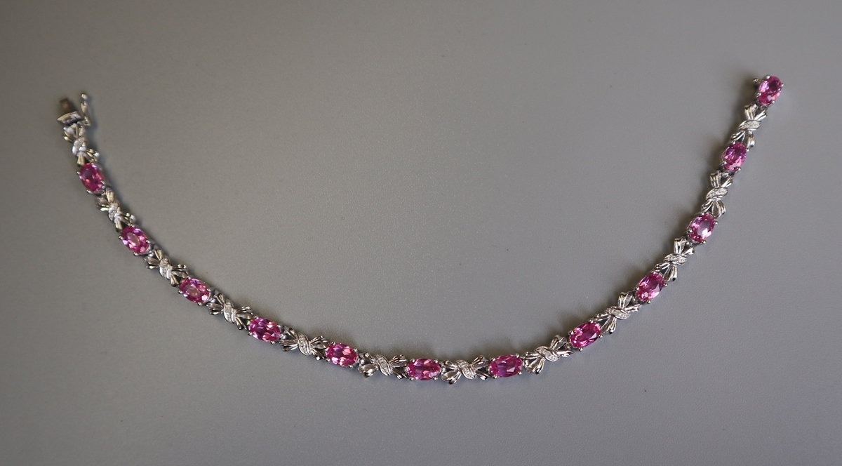 White gold pink tourmaline & diamond set bracelet