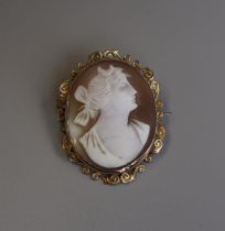 Victorian gold cameo brooch
