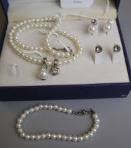 Cultured pearl necklace, 2 pairs of earrings & pendant