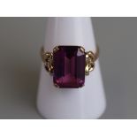 Gold amethyst set ring - Size Q