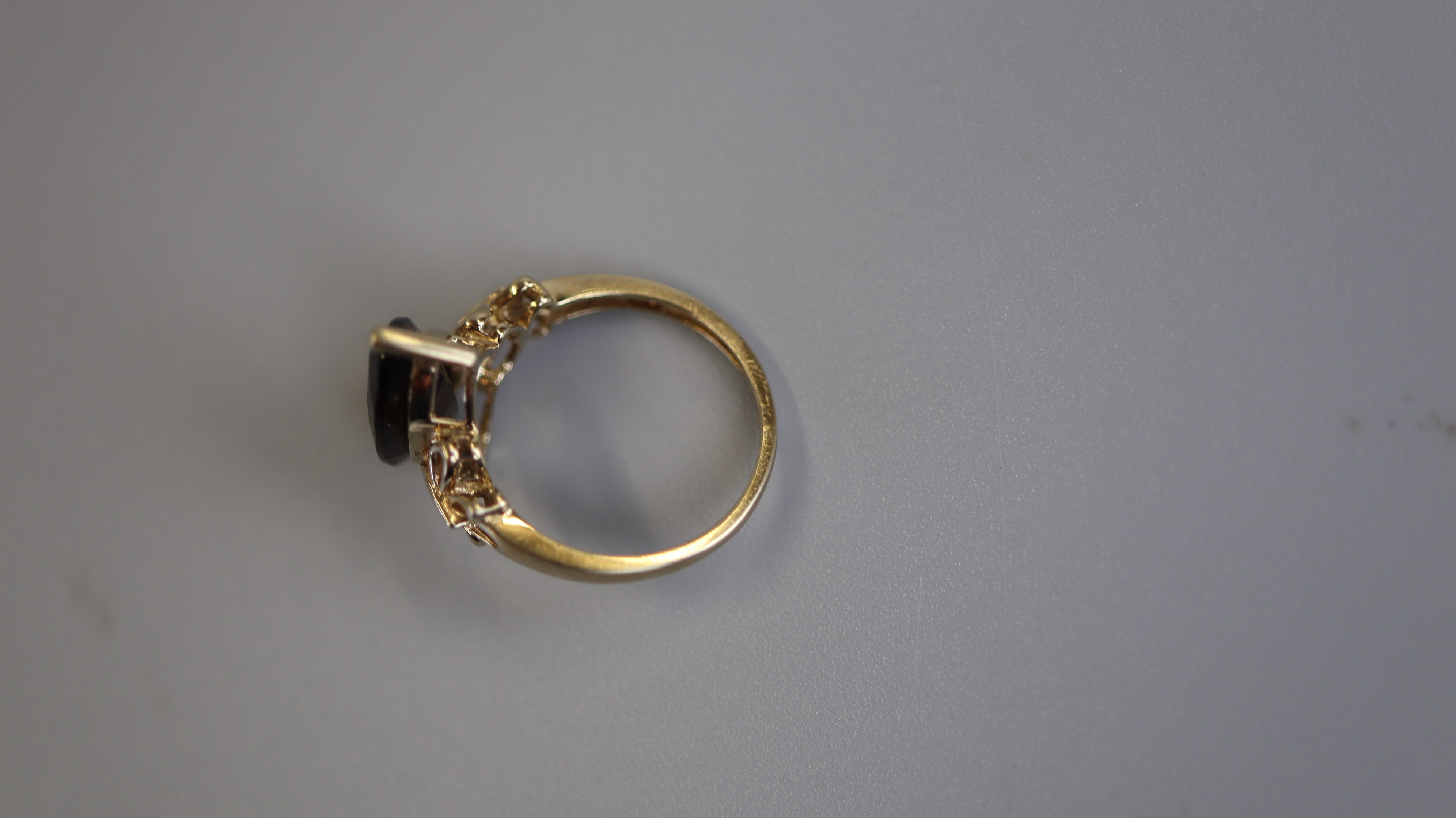 Gold topaz set ring - Size L - Image 3 of 3