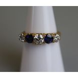 Fine antique 18ct gold 5 stone sapphire & diamond set ring - Size N