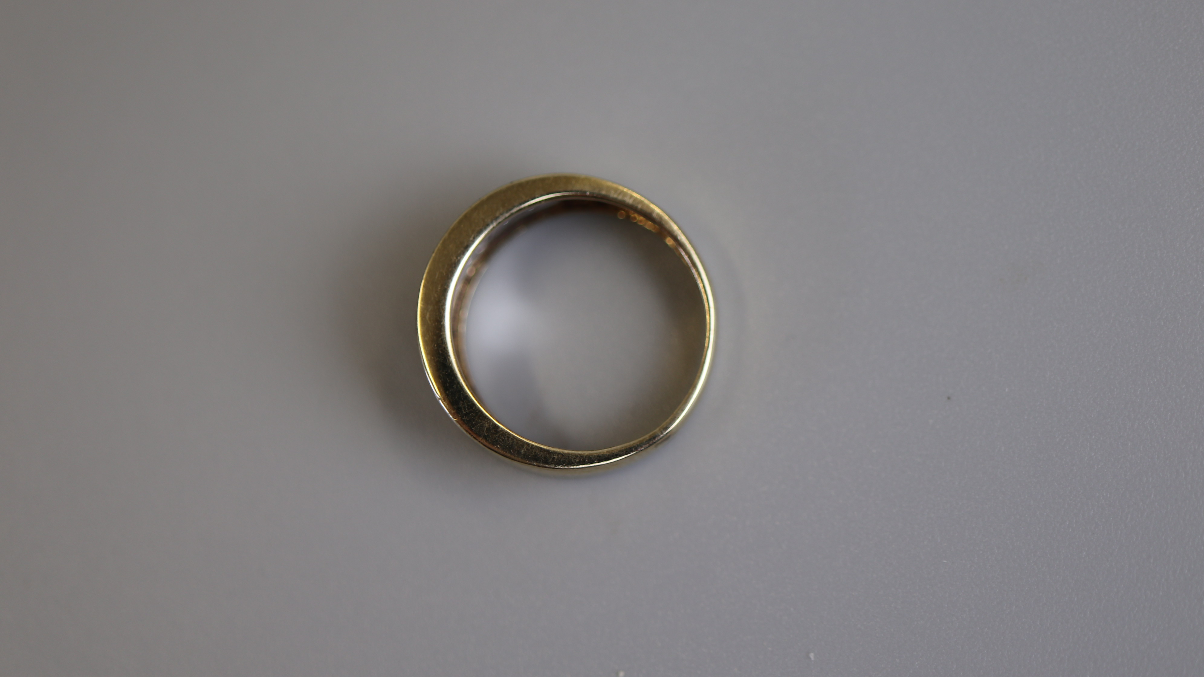 Gold diamond set ring - Size L½ - Image 3 of 3