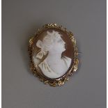 Victorian gold cameo brooch