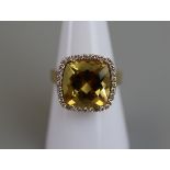 18ct gold citrine & diamond set ring - Size N