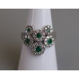 18ct white gold emerald & diamond set ring - Size N