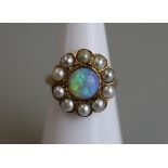 18ct gold opal & pearl set ring - Size J½