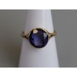 18ct gold sapphire (synthetic) set ring - Size O