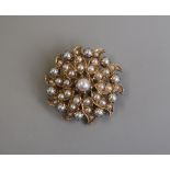 Gold pearl set brooch