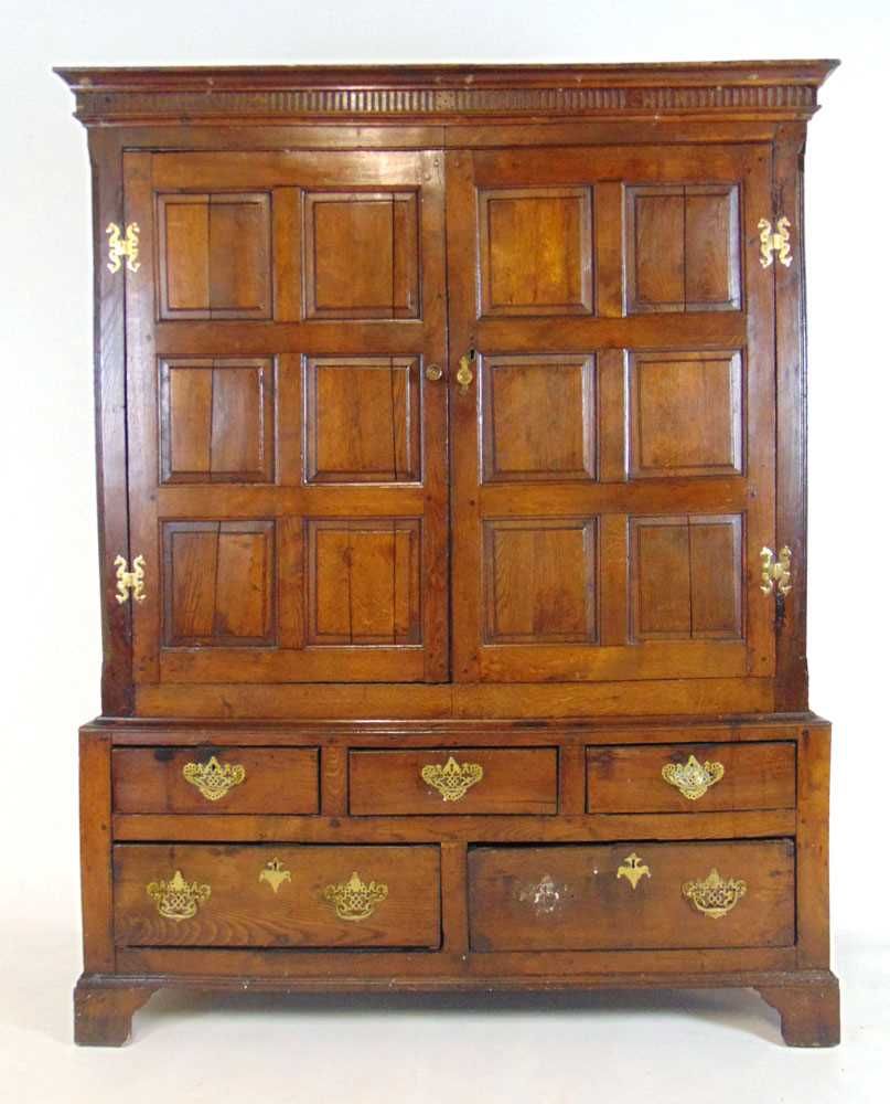 Antique Furniture, Clocks, Paintings, Silver, Ceramics, Glass, Collectors' Items and Jewllery