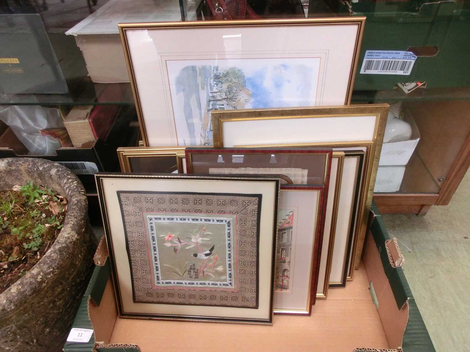 A carton of assorted framed and glazed prints, watercolours, and silks - Bild 2 aus 2