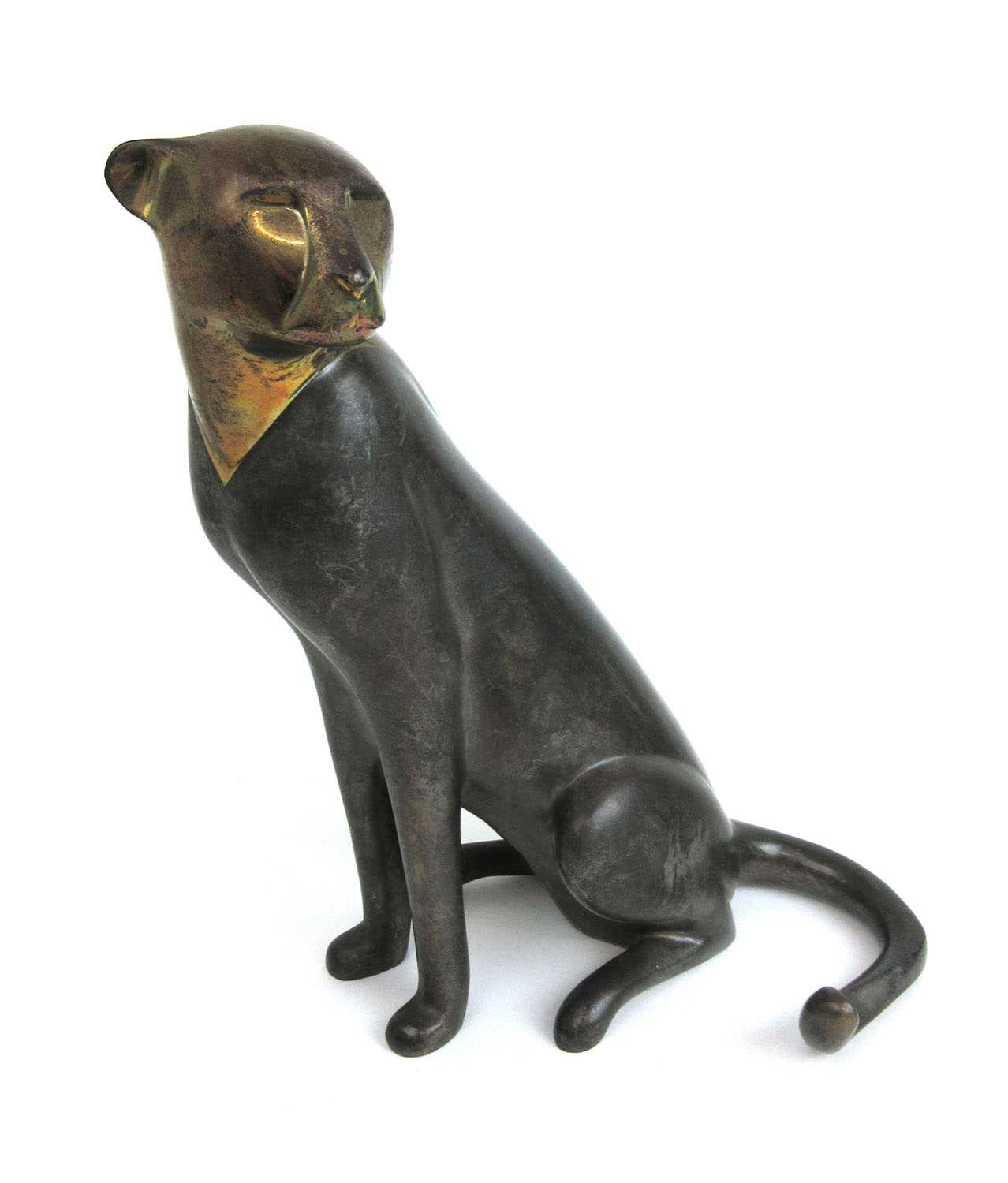 Loet Vanderveena (1921-1915). A large bronze model of a seated cheetah. Signed 'Loet 157/1750' to