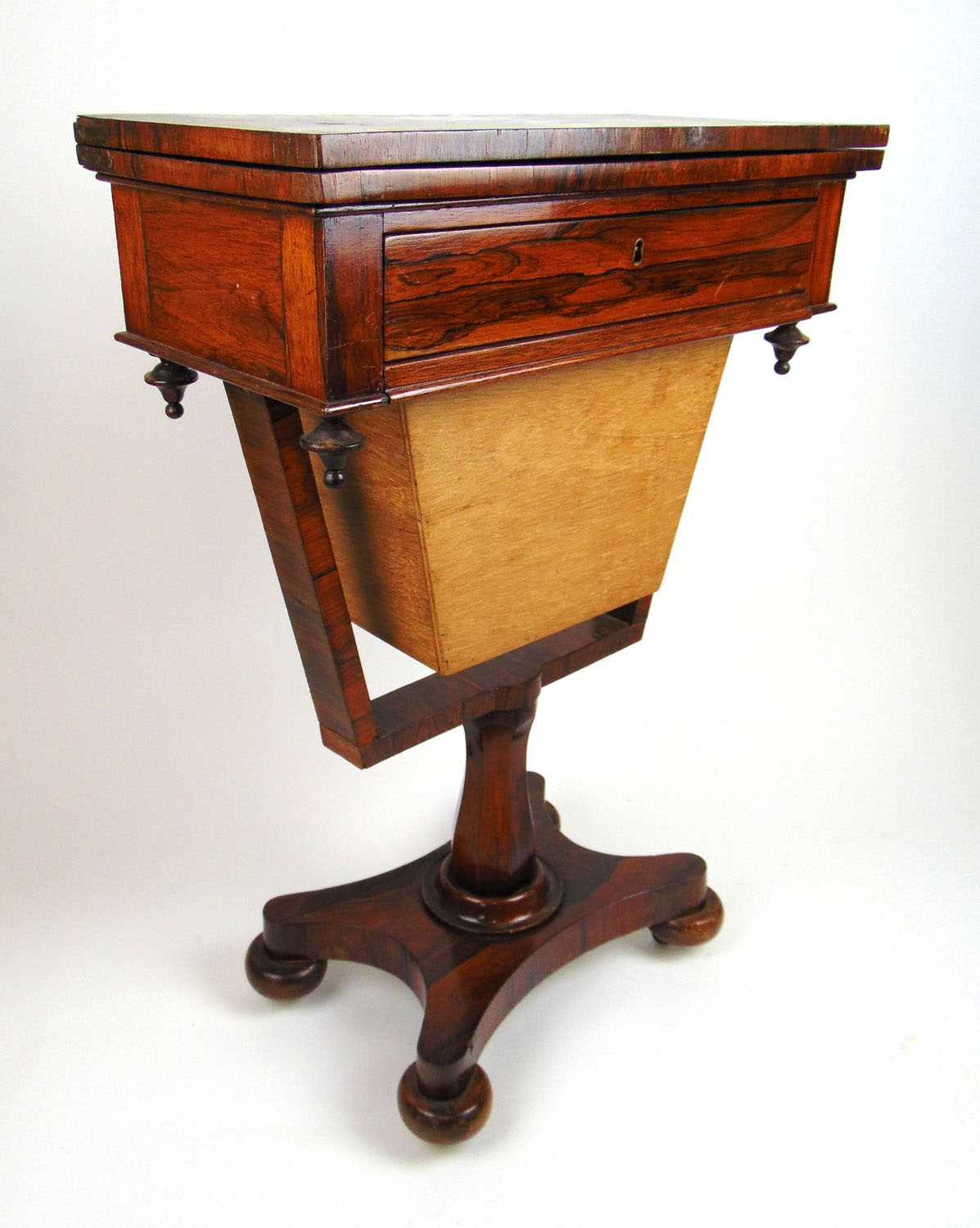 An early 19th century rosewood games/work table, the fold over top with an inlaid chess board - Image 2 of 3