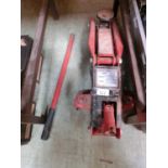 A hydraulic trolley jack