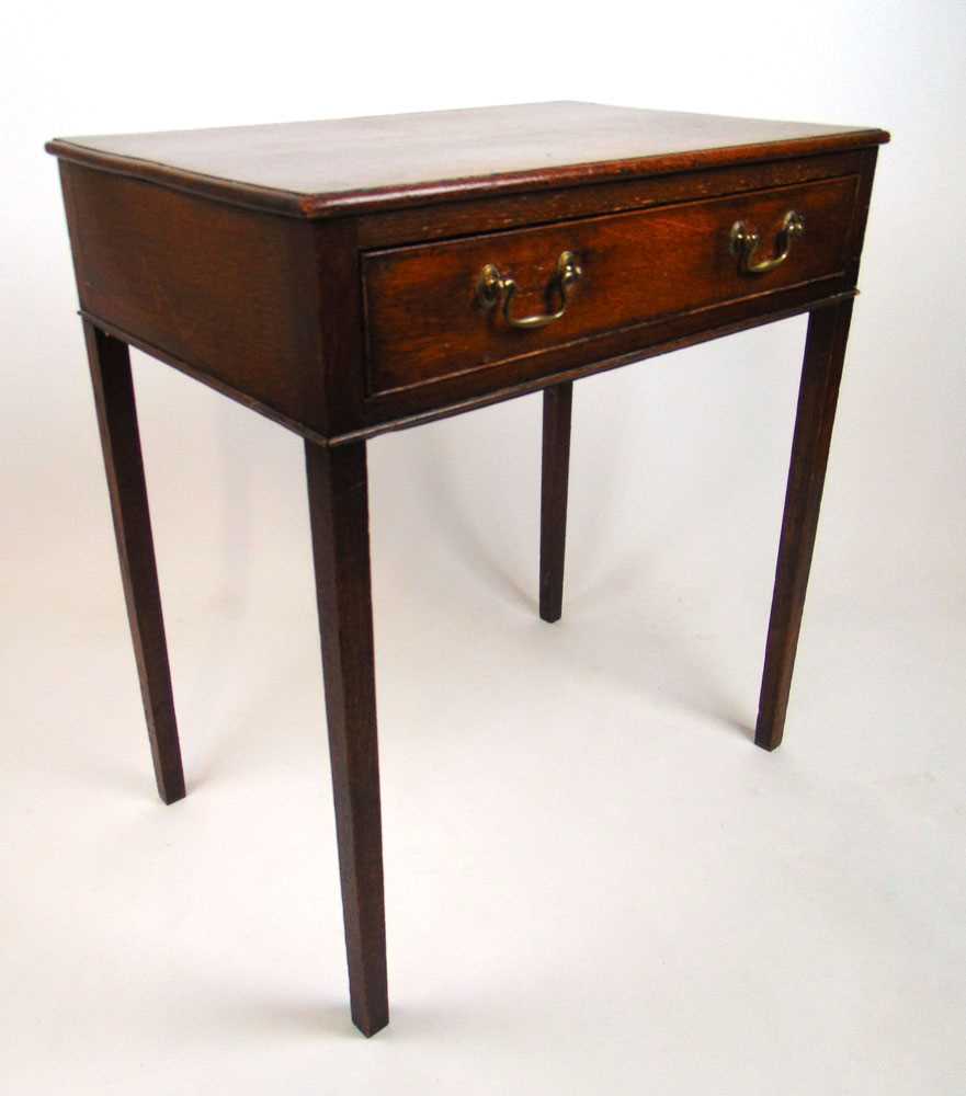 An 18th century oak single drawer side table on square section legs, h. 78 cm, w. 71 cm, d. 47 - Bild 2 aus 2