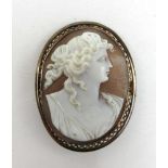 A Victorian/Edwardian yellow metal mounted carved shell cameo marked '9ct', approx. weight 13.4g, l.