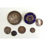 A collection of hammered and milled coinage to include a 1687 Maundy twopence, a 1697 sixpence, an