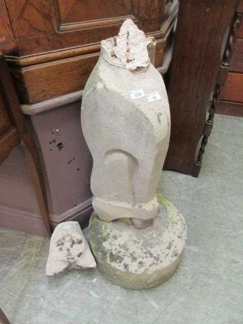 A modern stoneware figure of a cat (A/F)