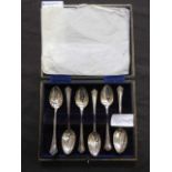 A cased set of six silver hallmarked teaspoons, approx. weight 54.90g