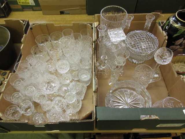 Two trays of glassware to include drinking vessels, bowls, tankards etc.