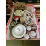 A tray containing decorative ceramic ware to include bowls, cups, saucers, etc