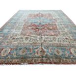 HERIZ SERAPI DESIGN CARPET, 325cm x 238cm.