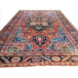 ANTIQUE PERSIAN SERAPI CARPET, 347cm x 232cm.