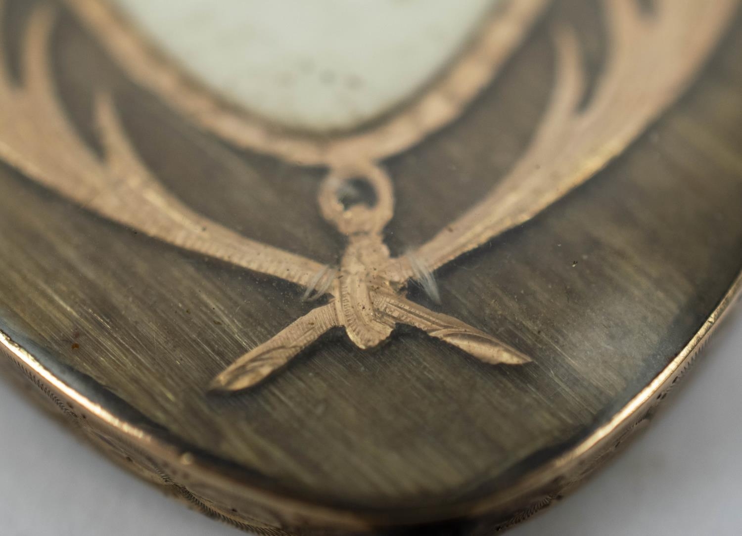 MOURNING BROOCH, 19th Century, yellow metal case and a bone silhouette plaque of a gentleman, - Image 9 of 11