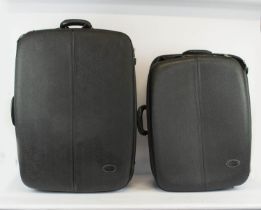 MULBERRY SCOTCHGRAIN TRAVEL CASES, a set of two, one 45cm x 67cm with padlock and tag, the other
