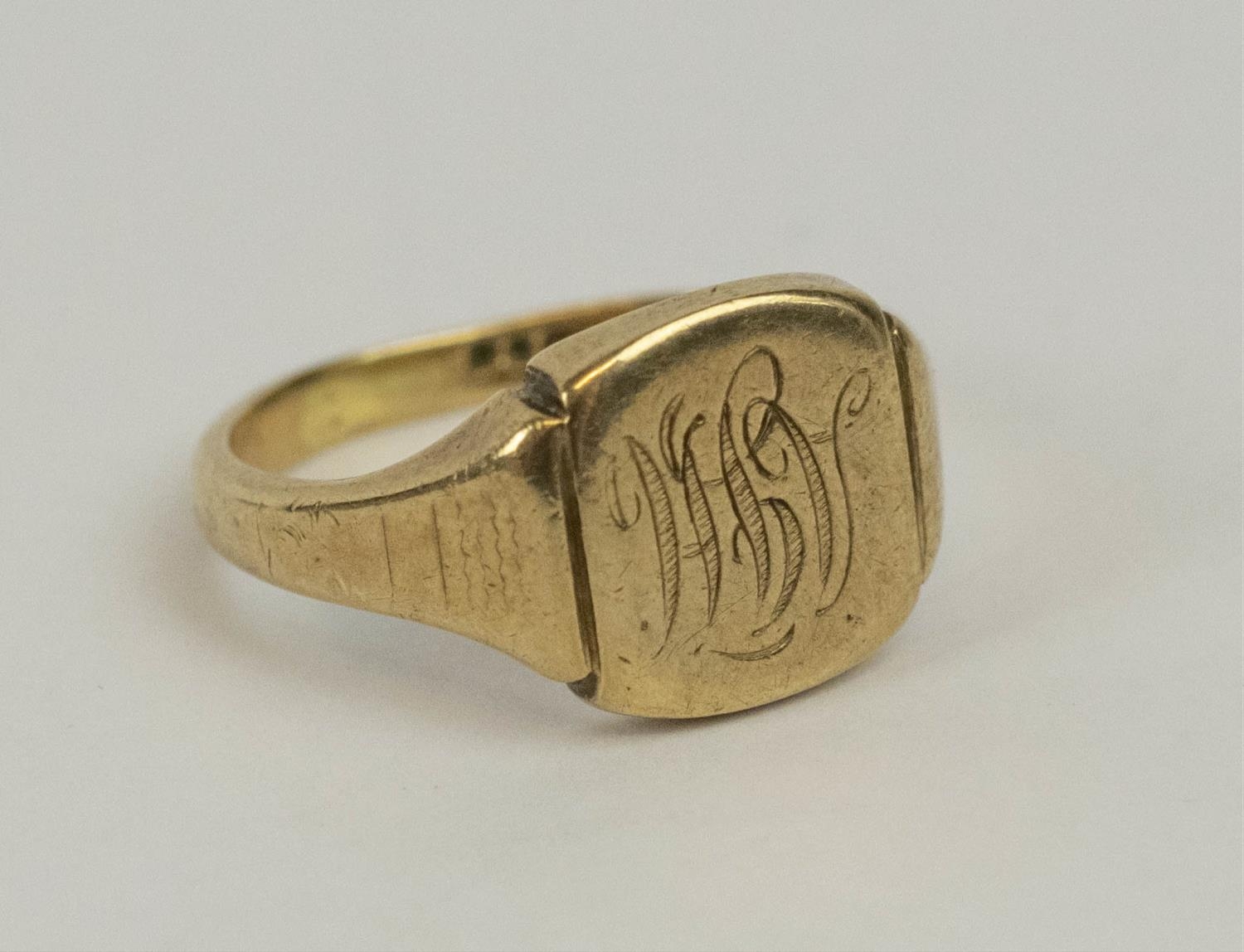 DRESS RINGS, three various, 9ct gold, comprising signet ring with inscription to back, ?All my love, - Image 7 of 17