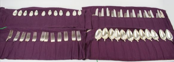 CANTEEN OF CUTLERY, silver, London 1805, William Eley & William Fearn, comprising 12 dessert spoons,