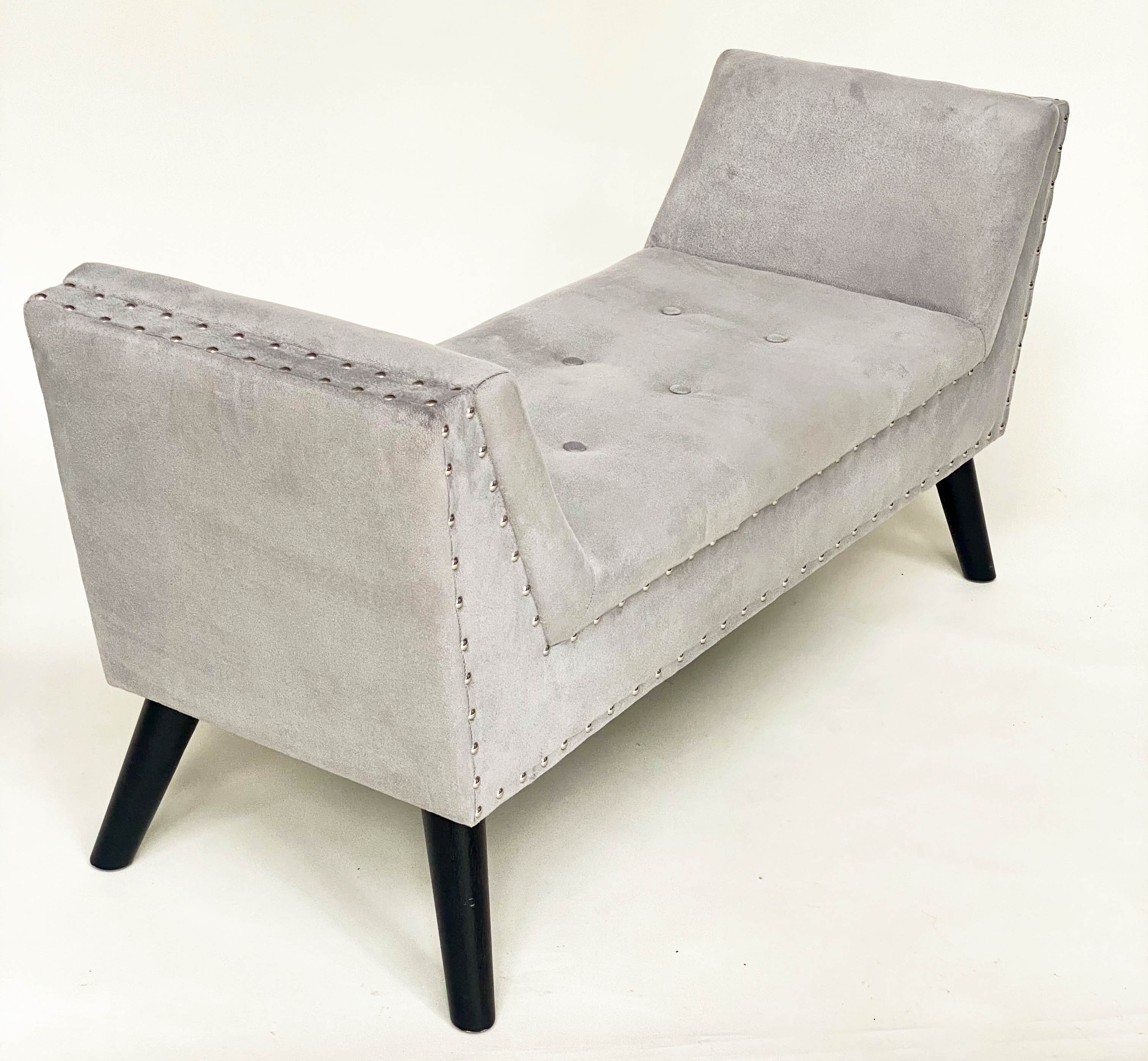 WINDOW SEAT, silver studded grey velvet, rectangular with raised arms and splay supports, 130cm W - Bild 9 aus 13