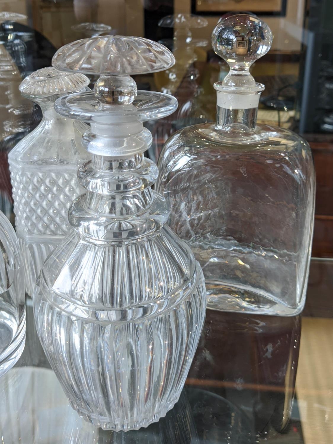 DECANTERS, a collection of ten, various cut glass decanters, early 19th century some with - Bild 9 aus 10