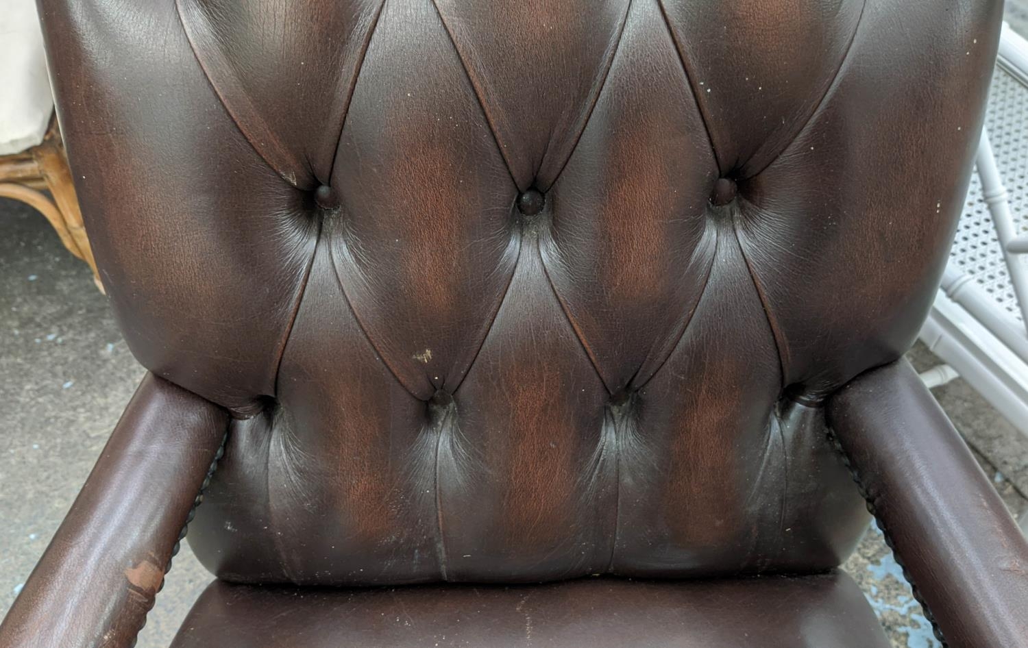 DESK CHAIR, brown leather, deep buttoned back, swivel action, mahogany finish, 100cm H x 56cm W x - Bild 8 aus 21