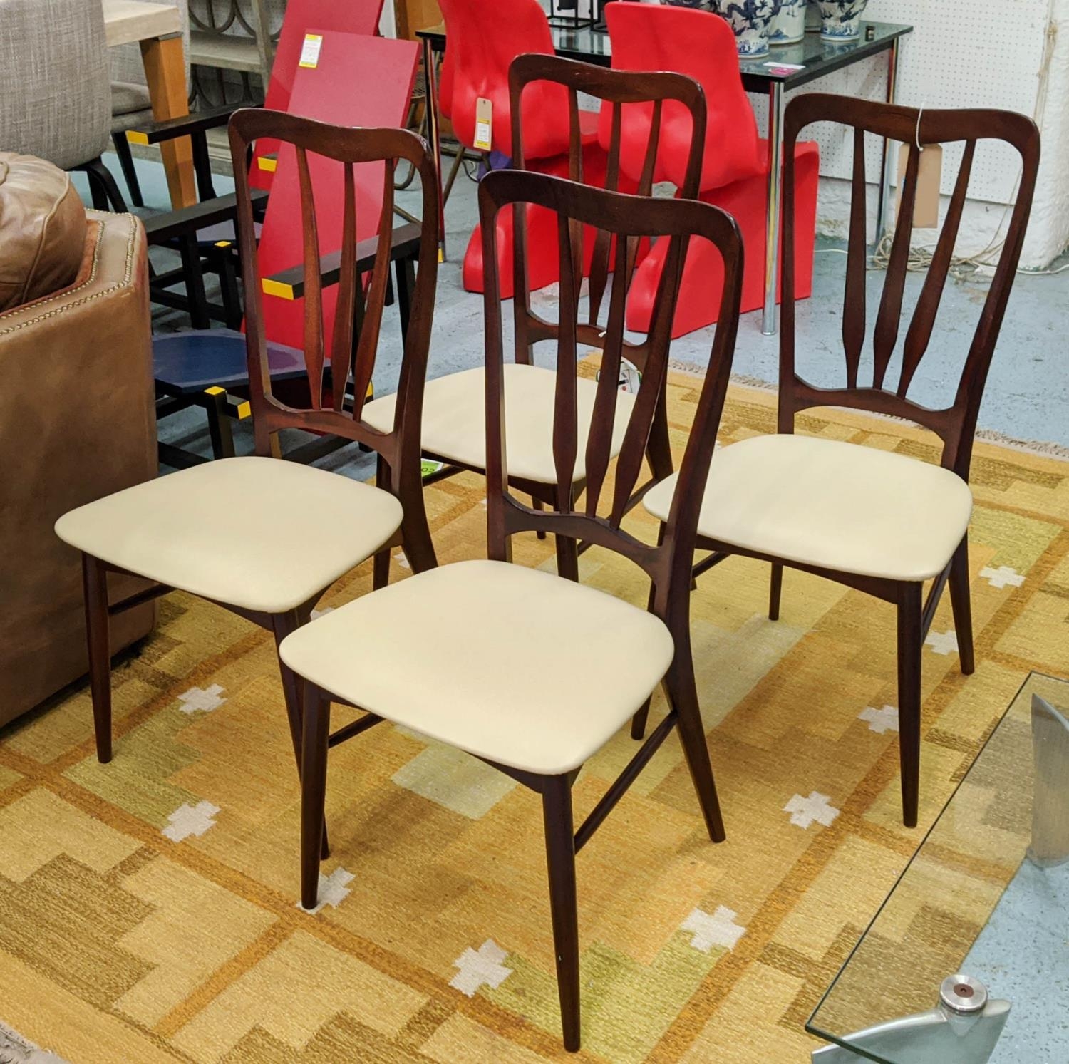 KOEFOEDS HORNSLET MØBELFABRIK DANISH DINING CHAIRS, a set of four, by Neils Koefoed, 98cm H. (4) - Bild 2 aus 17