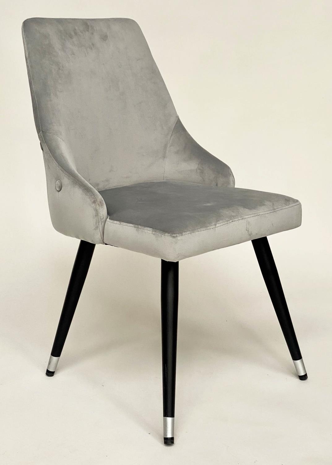 DINING CHAIRS, a set of six, grey velvet with rounded buttoned backs. (6) - Bild 4 aus 11