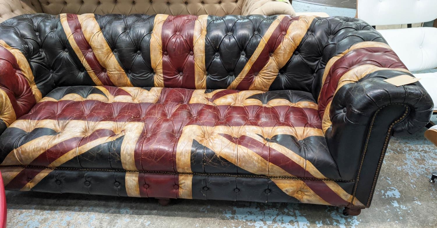 CHESTERFIELD STYLE SOFA, 220cm W, Union Jack design. - Bild 2 aus 11