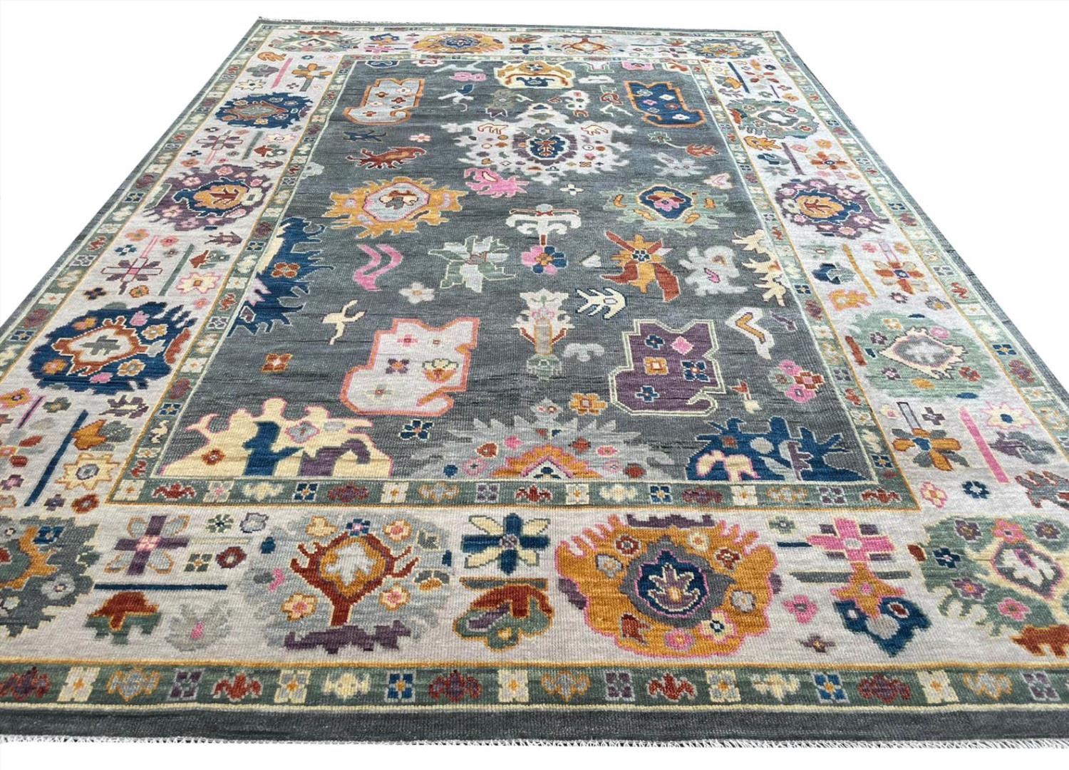 CONTEMPORARY OUSHAK CARPET, 344cm x 240cm.