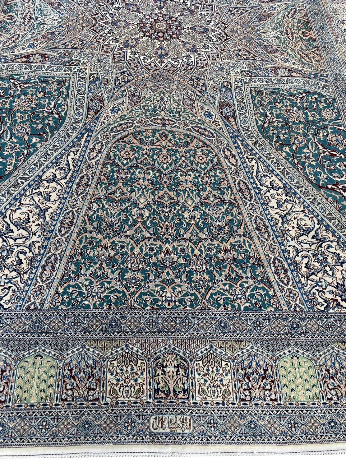 VERY FINE SIGNED HABIBIAN NAIN CARPET, 315cm x 203cm. - Bild 6 aus 6