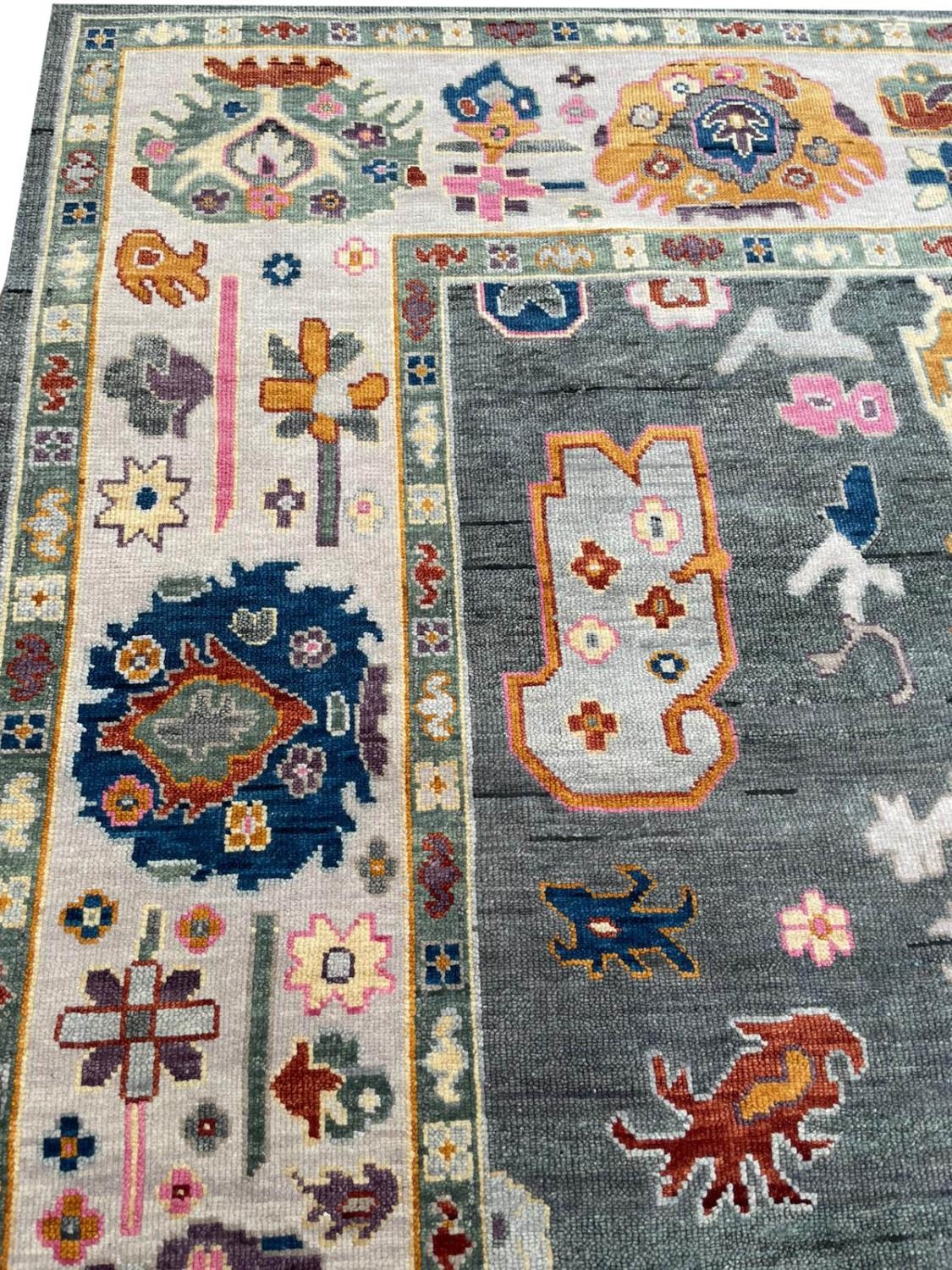 CONTEMPORARY OUSHAK CARPET, 344cm x 240cm. - Bild 4 aus 5