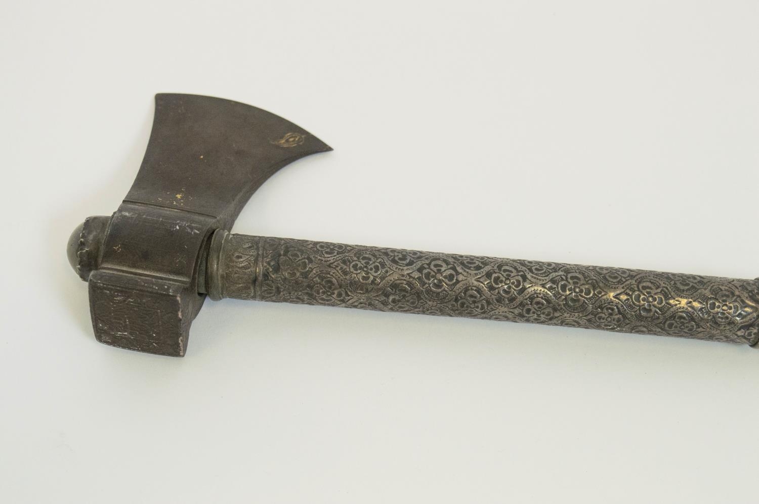 A 'TARBARZIN' PERSIAN SADDLE AXE, 19th century, traces of gilt decoration to blade with rock crystal - Image 5 of 9