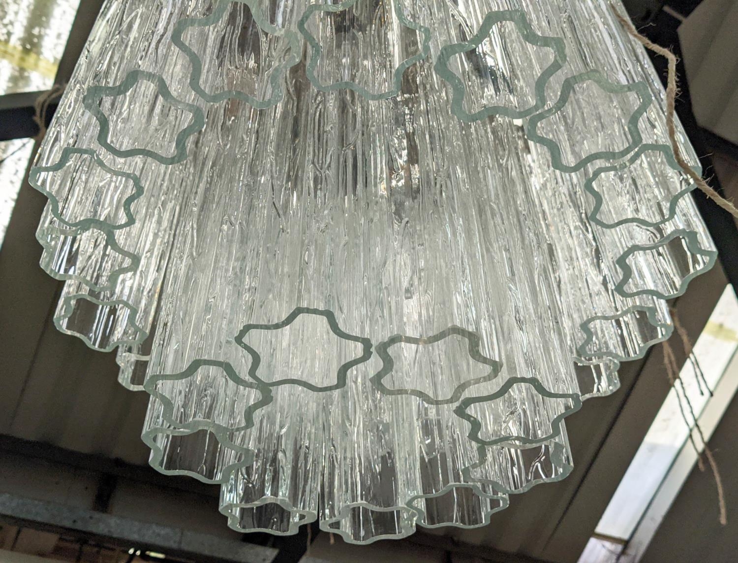 ATTTRIBUTED TO VENINI MURANO GLASS CHANDELIER, vintage Mid Century, 95cm drop approx. - Bild 2 aus 3